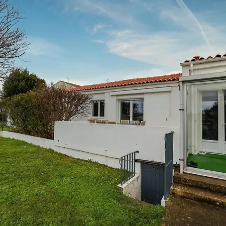 Le Saintonge #jardin#calme Châteaubernard